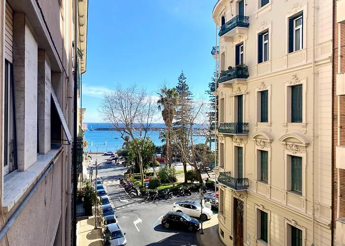 Apartment Sr4 - Elegante Dimora Con Vista Sanremo